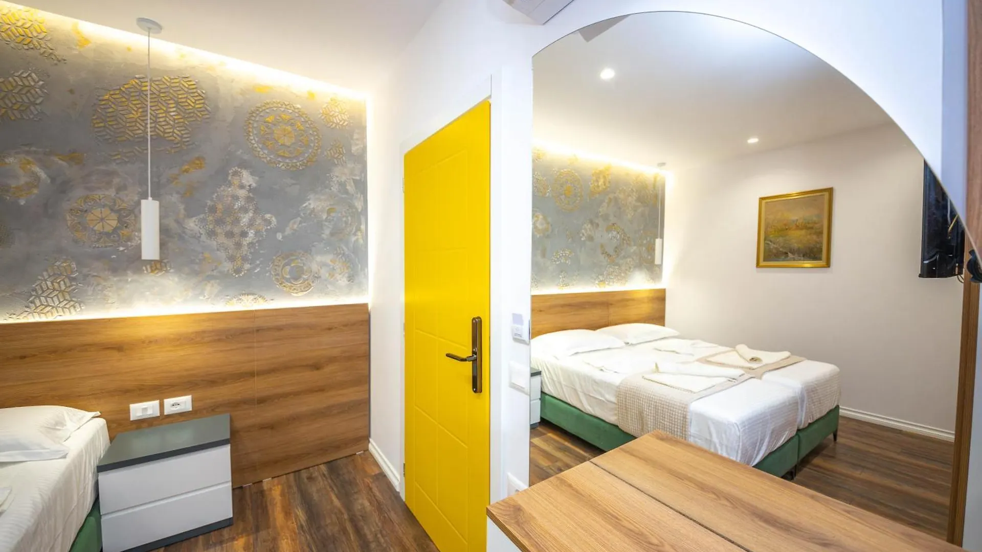Downtown Boutique Studios Tirana