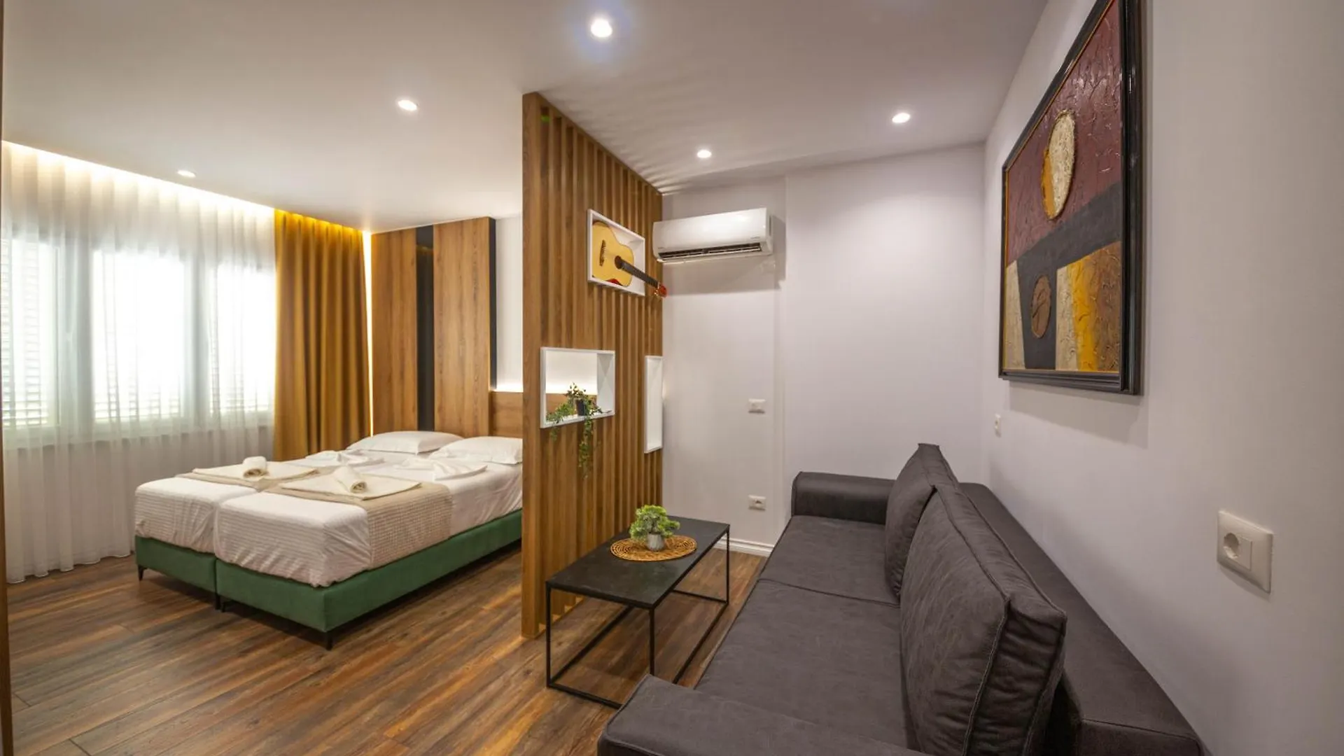 Downtown Boutique Studios Tirana Apartment