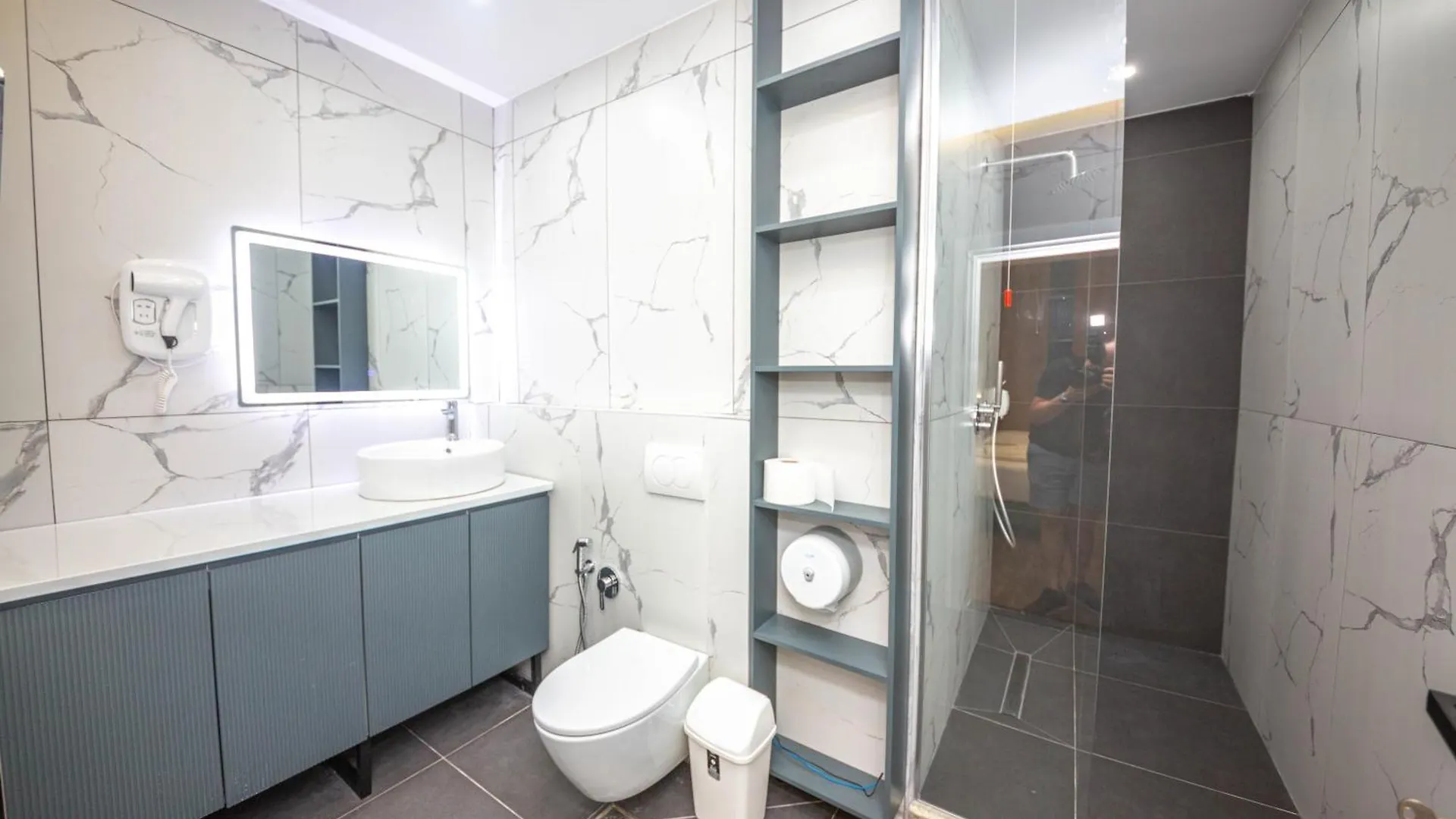 Downtown Boutique Studios Tirana