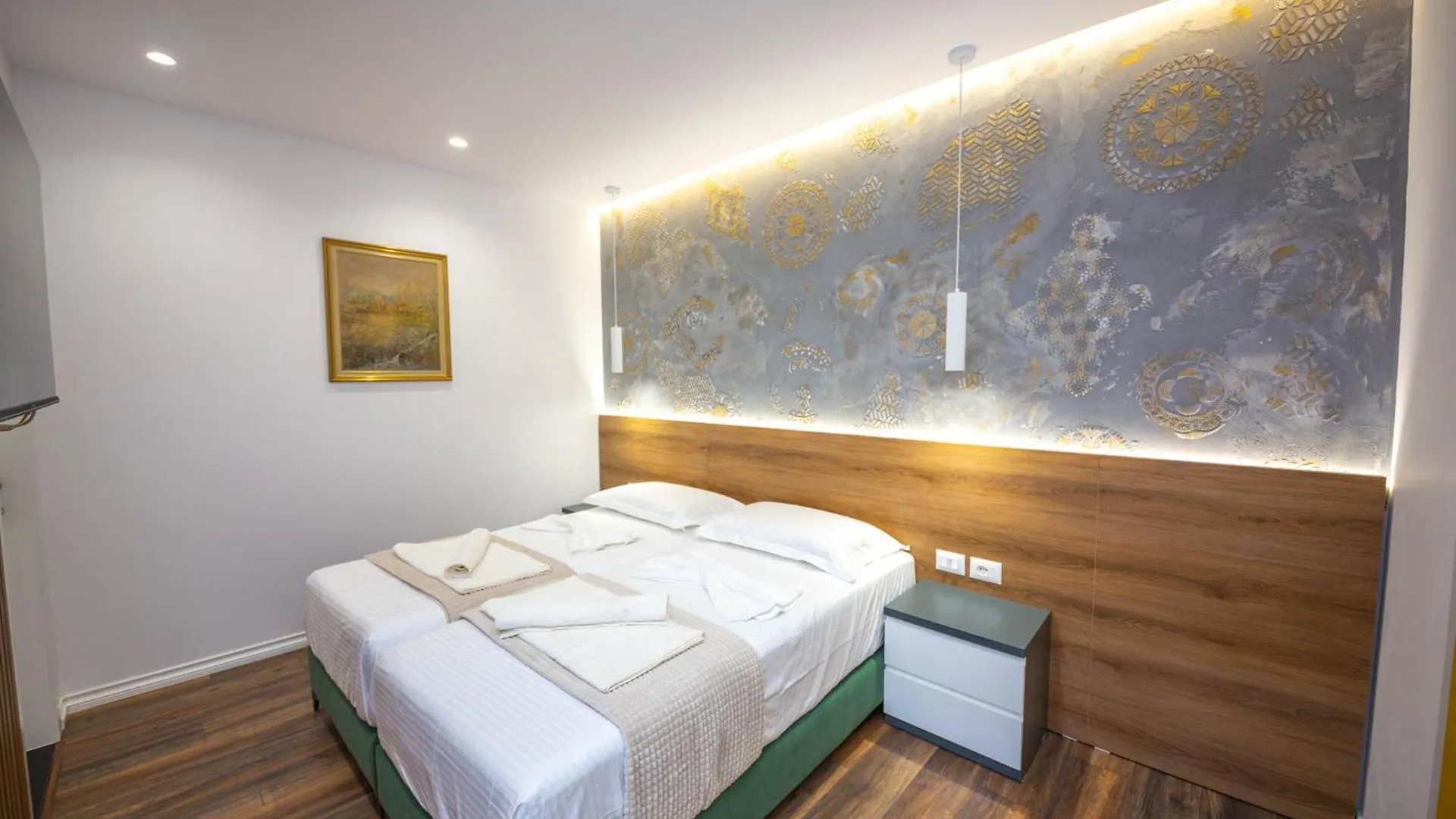 Downtown Boutique Studios Tirana